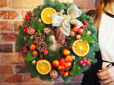 Fotorelacja „Zrób swoje dekoracje świąteczne” Fotorelacja „Zrób swoje dekoracje świąteczne”